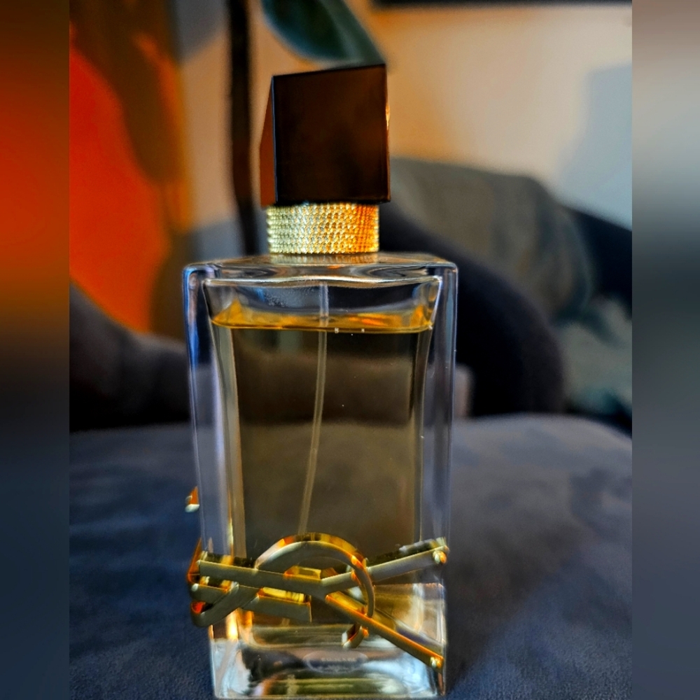Yves Saint Laurent Libre perfume